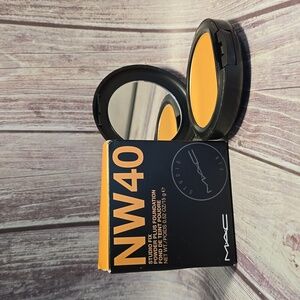 MAC NIB NW 40STUDIO FIX POWDER PLUS FOUNDATION 15g**